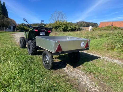 ATV Quad Anhänger mit Zusatzantrieb