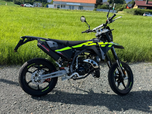 Neu Fantic XM 50 Performance Modell 26