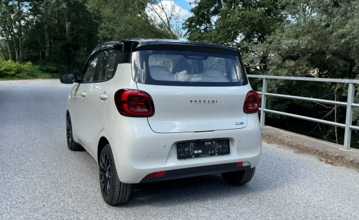 Torrani EV05 Elektro Auto / 4 Sitzplätze / Schnelllader / 220km Reichweite / Klima /Leder / 360Grad Rundum Kamera /usw.