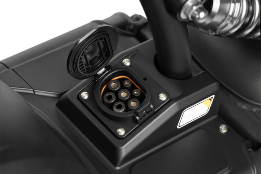 CRUZER VR6 MAXI EEC Scooter 6000W Peak 72V 40Ah Lithium 80 km/h