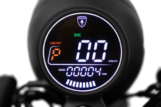 CRUZER VR6 MAXI EEC Scooter 6000W Peak 72V 40Ah Lithium 80 km/h